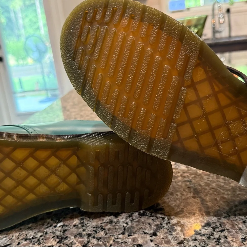 Dr. Martens Blue Oxfords with Classic Design- new - never worn size12 - Picture 4 of 7